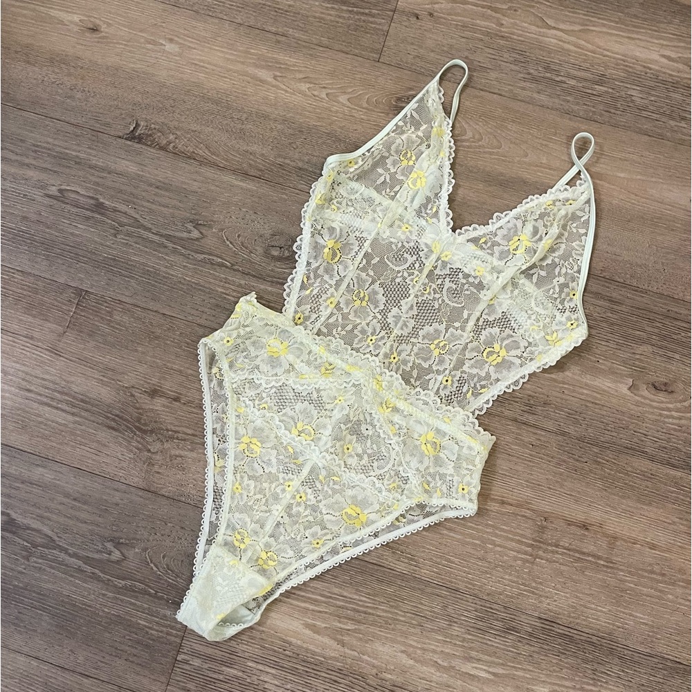 NWOT Savage X Fenty bodysuit